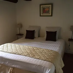  Hébergement de vacances Les Du Colombier